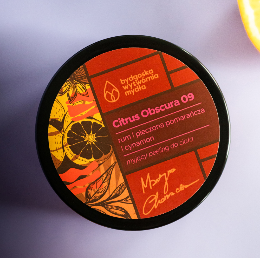 Peeling Citrus Obscura